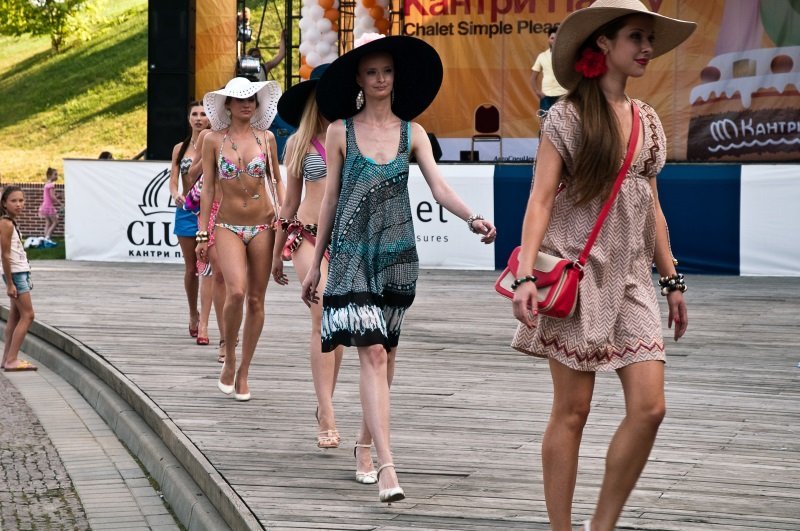 country-park-services-ship-women