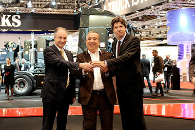 Первые покупатели новых грузовиков Renault Trucks 